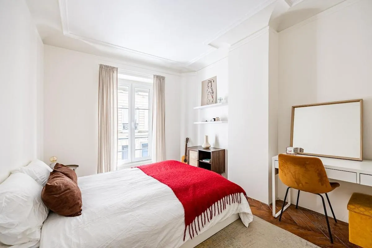 Beautiful Loft#Canal St-Martin#2Bedrooms Parijs 0*,  Frankrijk